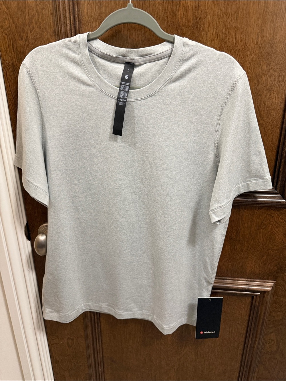 lululemon athletica Men's Crew Tee in Light Gray NWT New Small